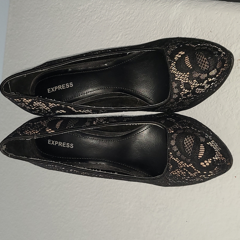 Express Heels - Picture 4 of 4